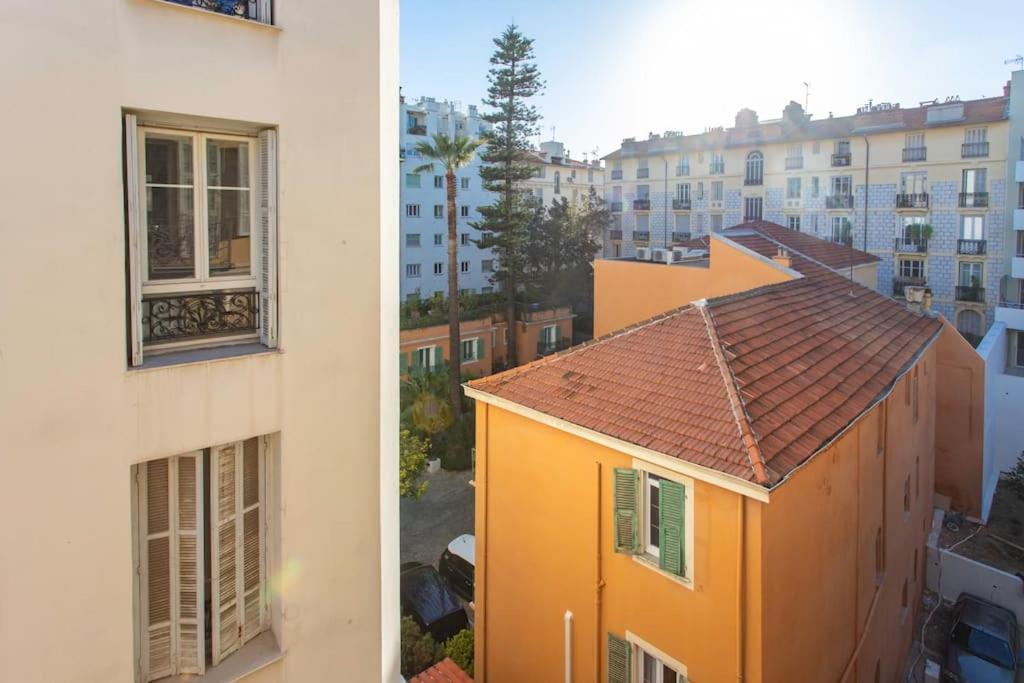 Appartamento #21 2 Bdr Balconies 10 Mins Walk To Sea 5mins To Tram