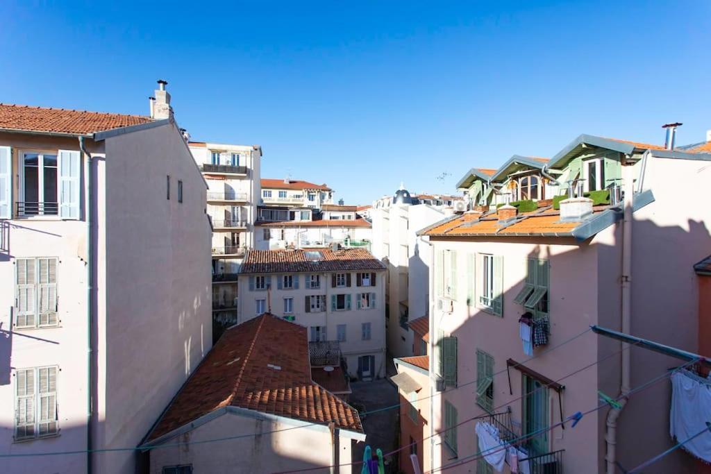#21 2 Bdr Balconies 10 Mins Walk To Sea 5mins To Tram *